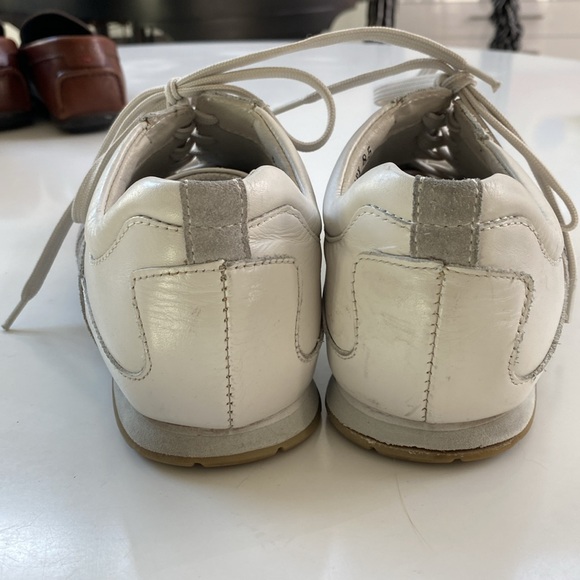 Steve Madden-sparx sneakers - Picture 3 of 5